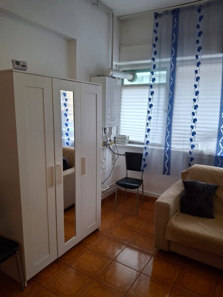 Calea Grivitei - Metrou Gara de Nord langa bloc, centrala termica, etaj 1/5