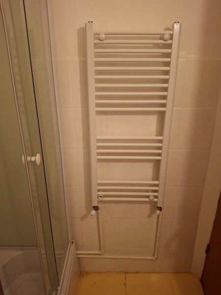 Calea Grivitei - Metrou Gara de Nord langa bloc, centrala termica, etaj 1/5